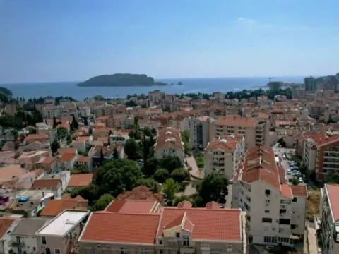 Sale, one bedroom apartment, 30m², Lazi, Budva - image 11