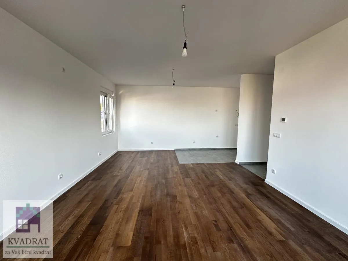 Prodaja, dvosoban stan, 61m², Centar, Ub