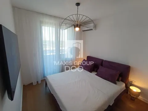 Izdavanje, trosoban stan, 82m², Novi Beograd Sve Podlokacije, Beograd - image 18