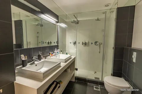 Sale, four bedroom apartment, 107m², Vračar, Šid - image 12