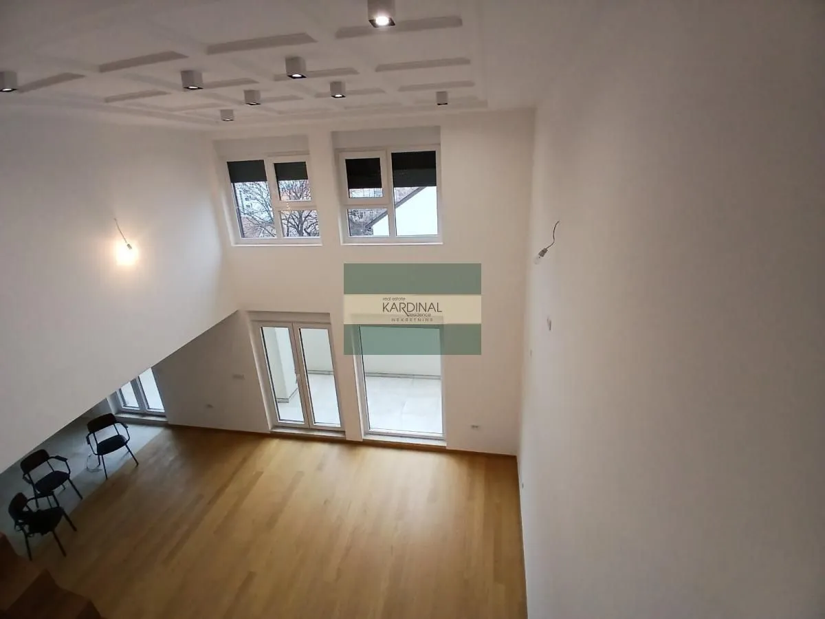 Prodaja, trosoban stan, 79m², Erdoglija, Kragujevac