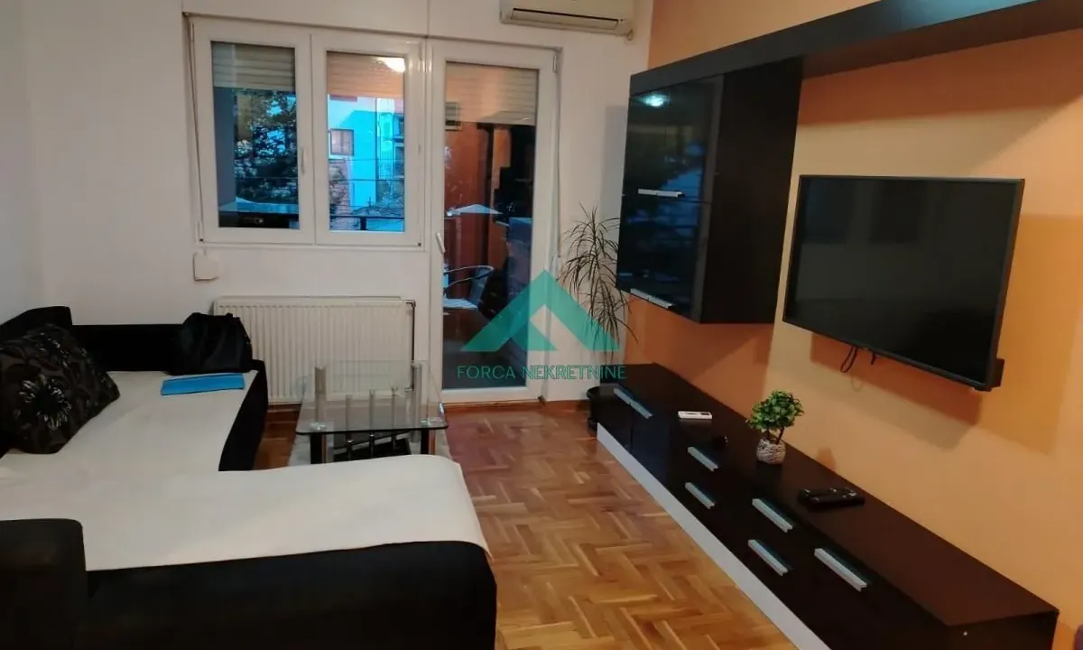 Izdavanje, jednosoban stan, 42m², Lekino Brdo, Voždovac Sve Podlokacije