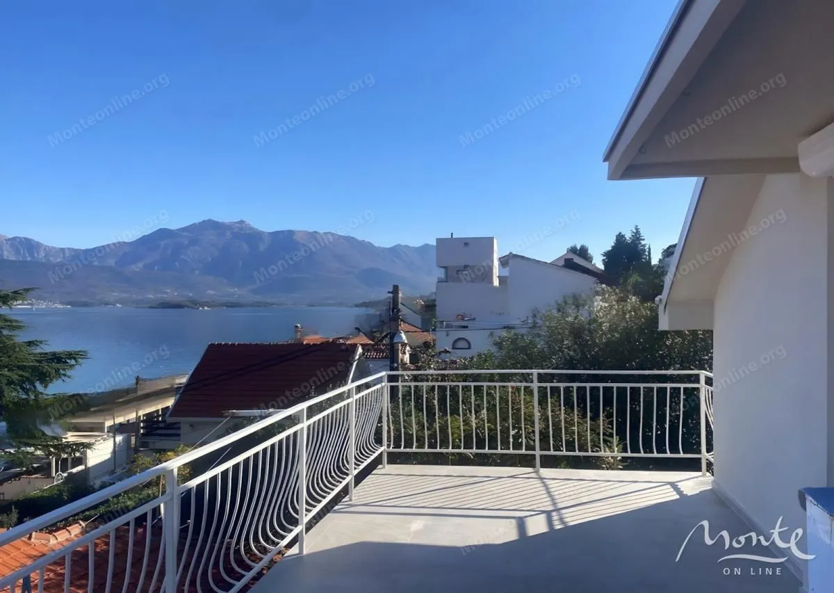 Prodaja, kuća, 105m², Krašići, Tivat