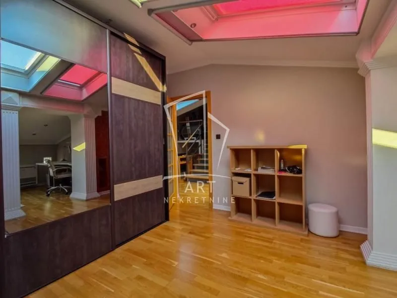 Sale, apartment, 204m², Arena, Novi Beograd Sve Podlokacije