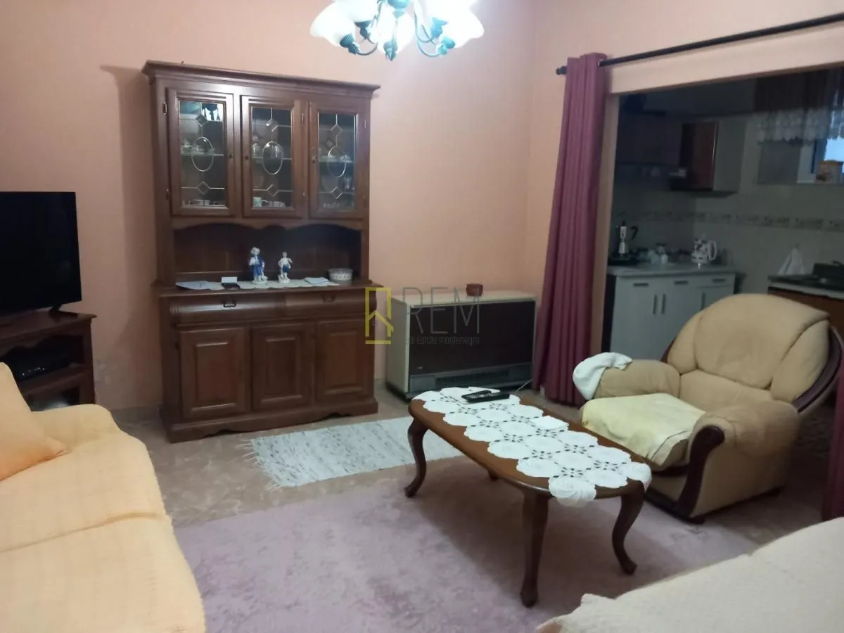 Sale, house, 250m², Ulcinj, Crna Gora