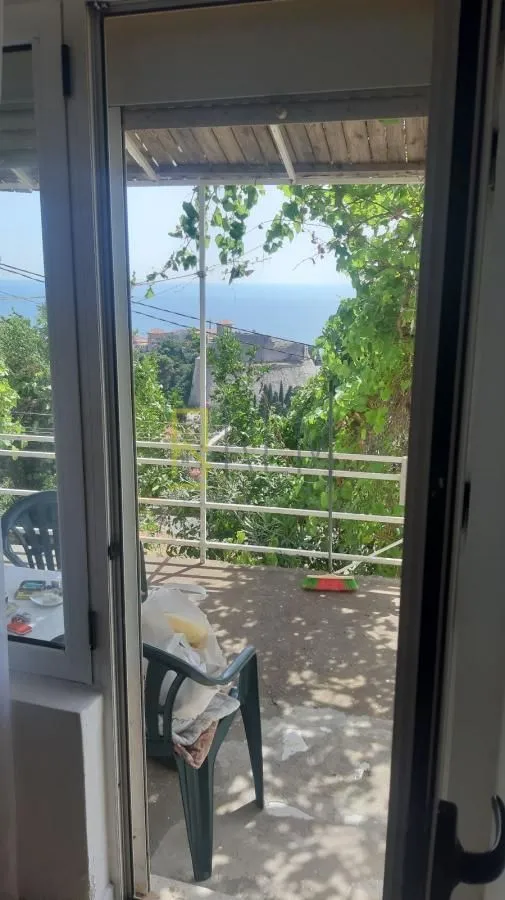 Izdavanje, kuća, 78m², Ulcinj, Crna Gora