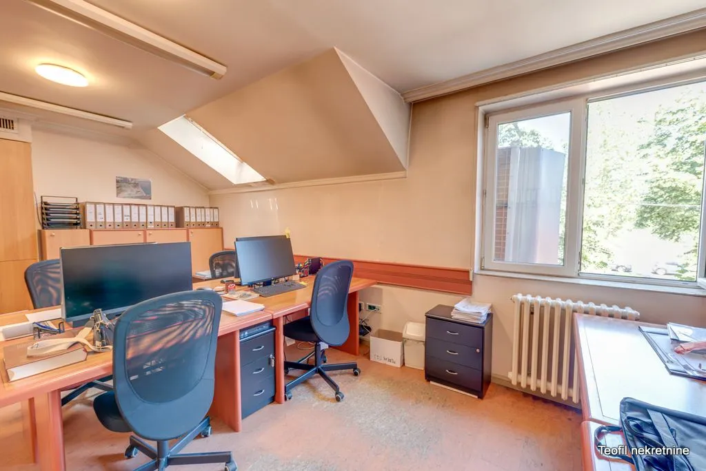 Sale, house, 285m², Bezanijska Kosa 1, Bežanijska Kosa Sve Podlokacije