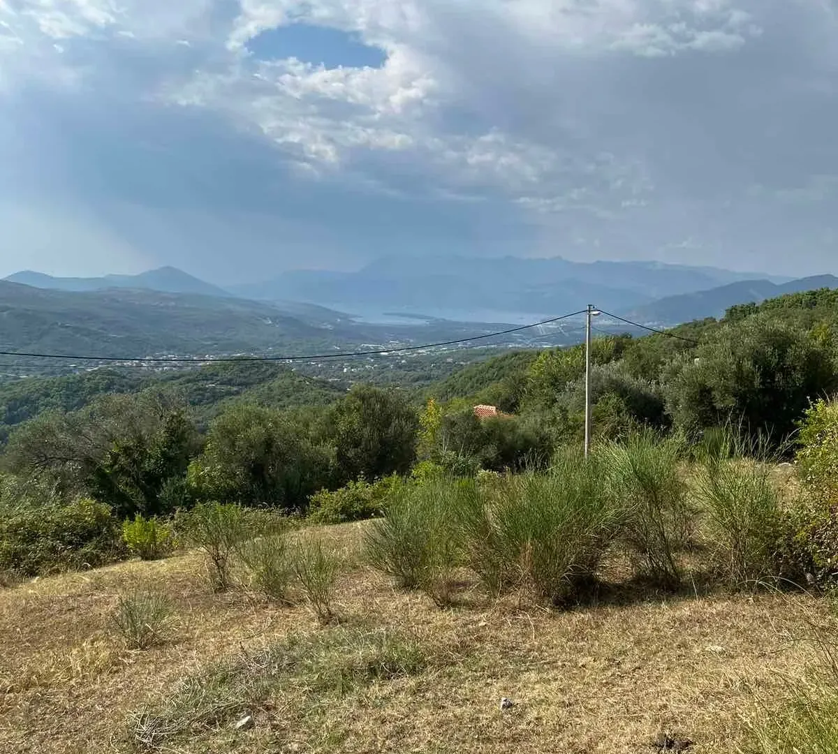 Prodaja, plac, 1321m², Kotor, Crna Gora