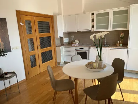 Sale, three bedroom apartment, 99m², Kalimanj, Tivat - image 5