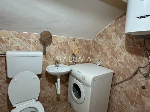 Izdavanje, jednosoban stan, 37m², Tološi, Podgorica - image 5