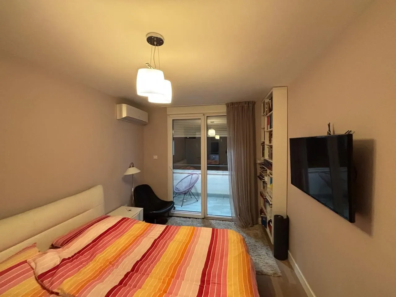 Prodaja, dvosoban stan, 86m², Preko Morače, Podgorica