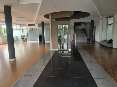Poslovni prostor in Nova Pazova