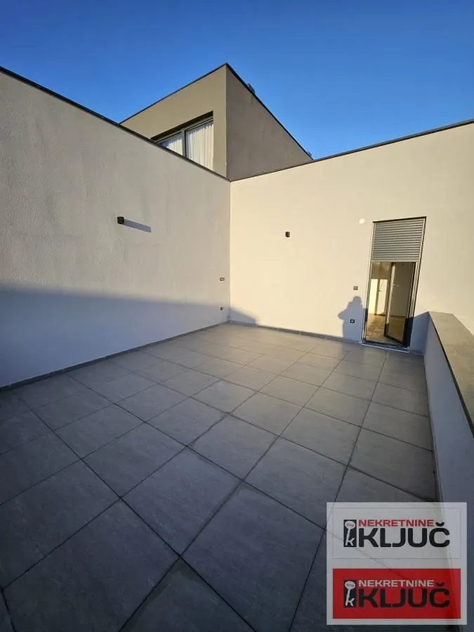 Prodaja, trosoban stan, 87m², Telep, Novi Sad Sve Podlokacije