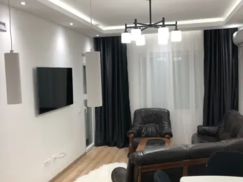Izdavanje, trosoban stan, 75m², Ulcinj, Crna Gora - image 7