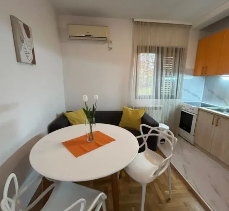 Rent, one bedroom apartment, 35m², 1 maj, Podgorica