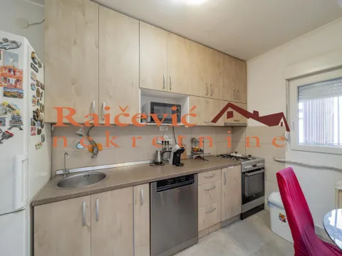 Sale, three bedroom apartment, 73m², Zemun Gornji Grad, Zemun Sve Podlokacije - image 10