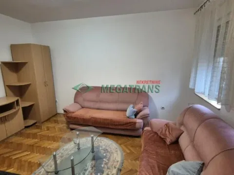 Izdavanje, dvosoban stan, 42m², Centar, Novi Sad - image 2