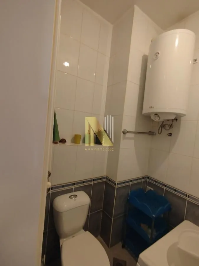 Prodaja, četvorosoban stan, 120m², Centar, Novi Sad