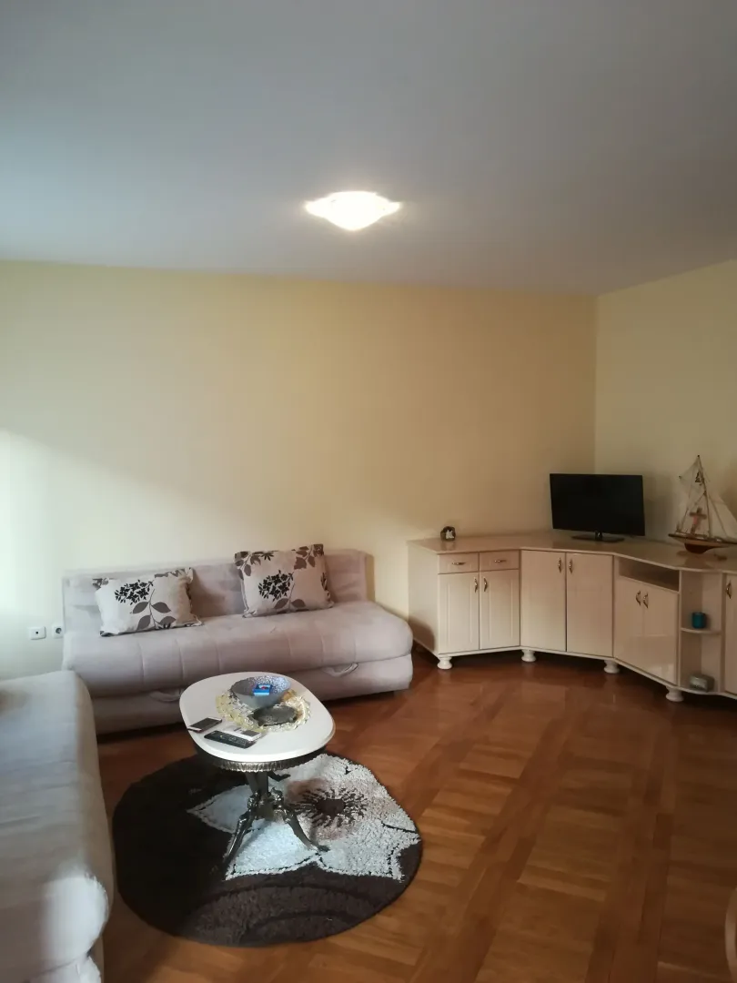 Rent, studio apartment, 38m², Preko Morače, Podgorica