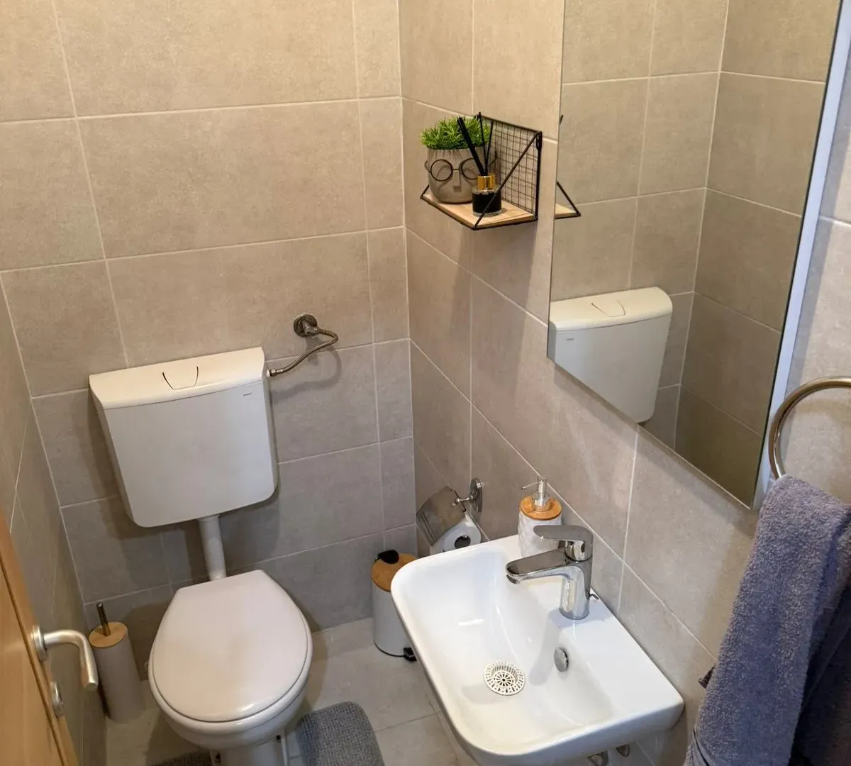 Prodaja, dvosoban stan, 68m², Stari Aerodrom, Podgorica
