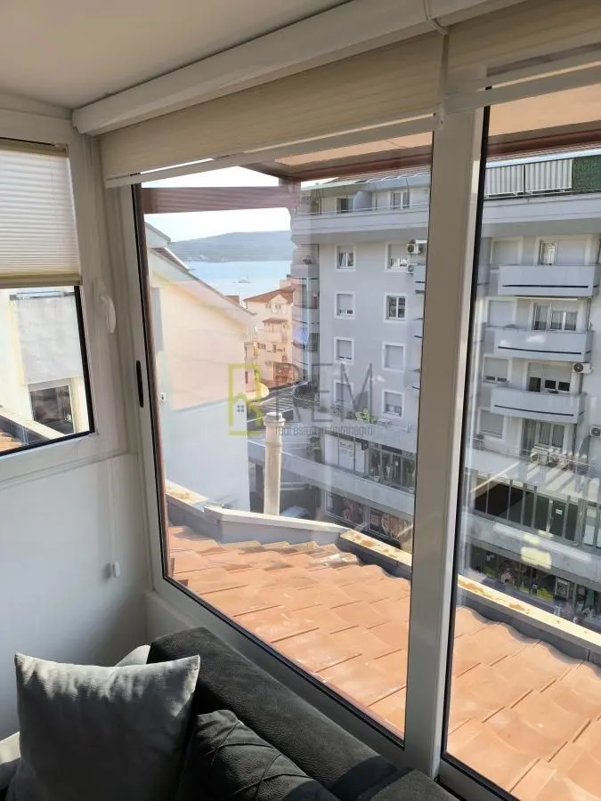 Prodaja, dvosoban stan, 78m², Tivat, Crna Gora