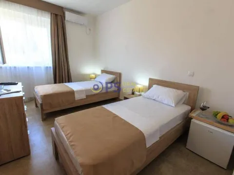 Prodaja, kuća, 378m², Bar, Crna Gora - image 10