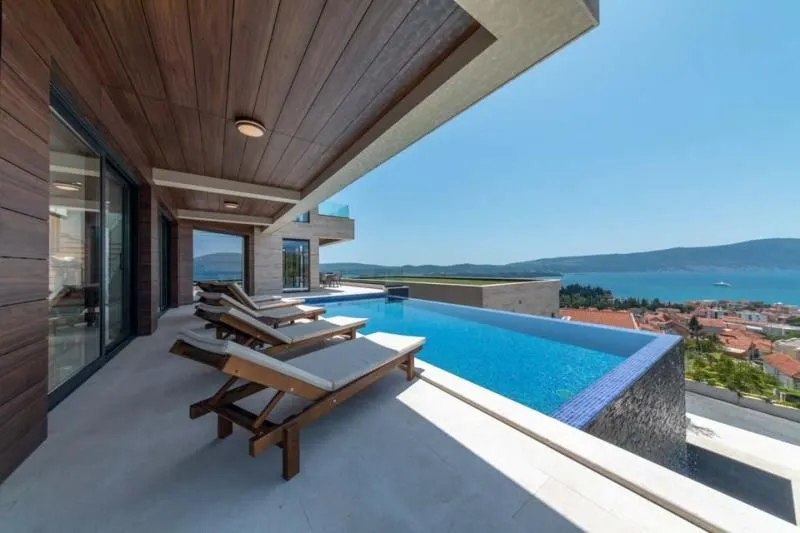 Prodaja, kuća, 452m², Marići, Tivat