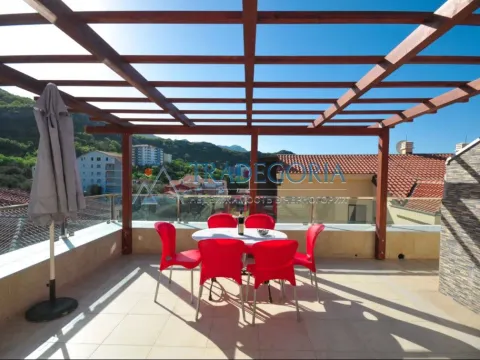 Prodaja, trosoban stan, 106m², Bečići, Budva - image 22