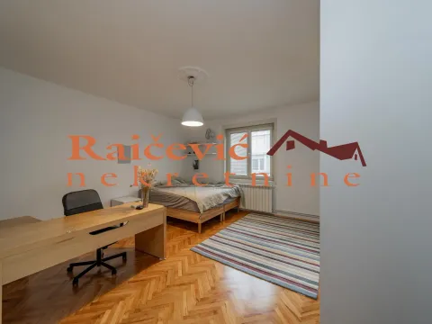 Prodaja, trosoban stan, 68m², Kalenić Pijaca, Vračar Sve Podlokacije - image 9