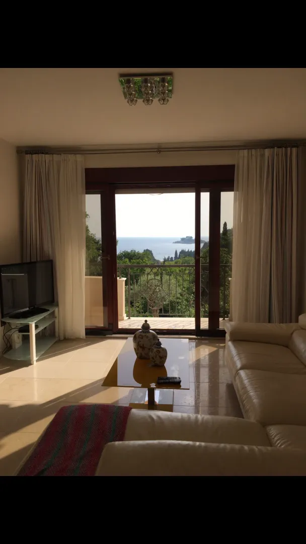 Prodaja, trosoban stan, 88m², Petrovac, Budva