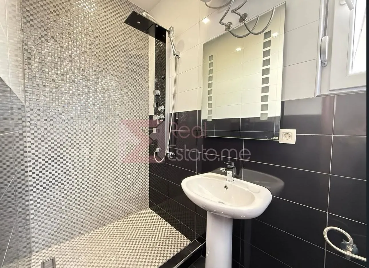 Rent, house, 128m², Zeta, Podgorica