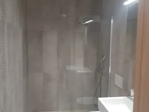 Izdavanje, stan, 70m², Tivat, Crna Gora - image 3