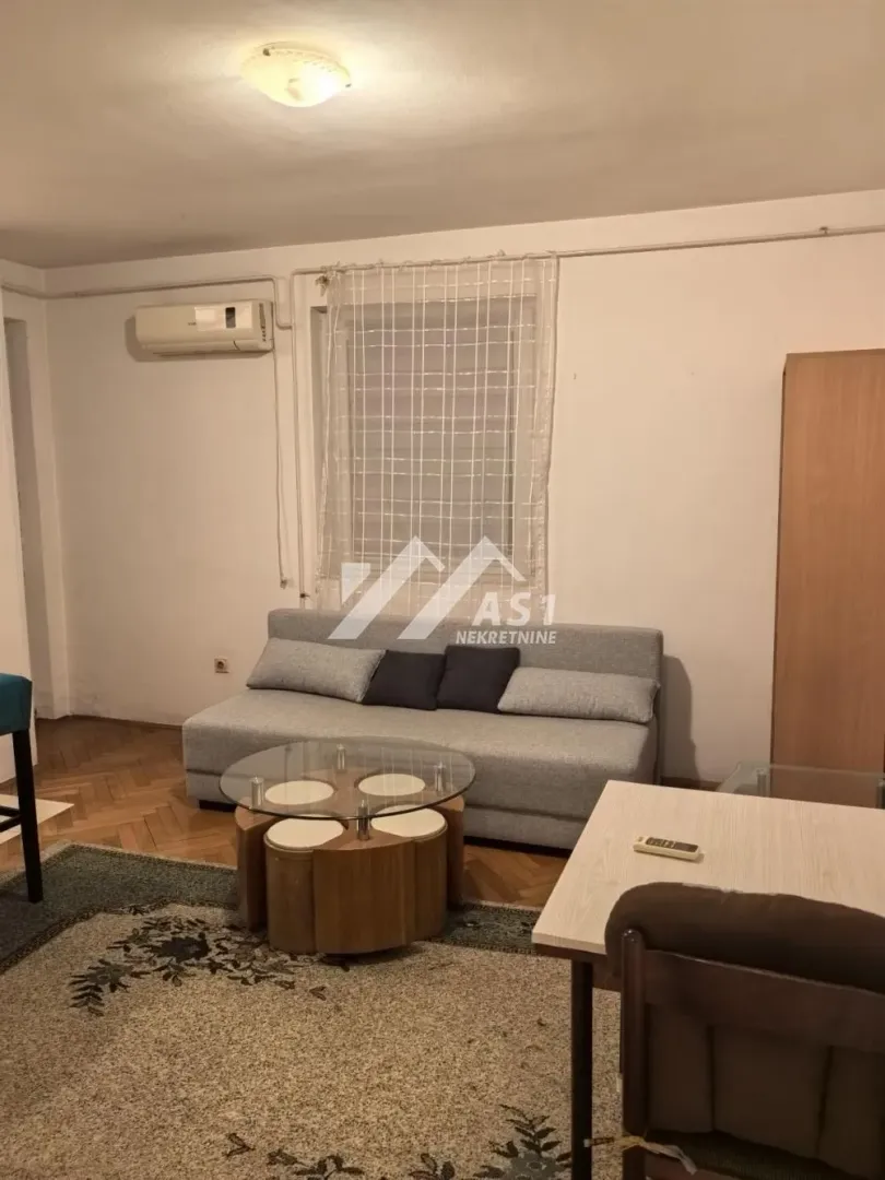 Rent, one bedroom apartment, 30m², Socijalno, Novi Sad Sve Podlokacije