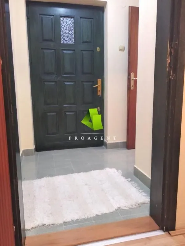 Prodaja, trosoban stan, 52m², Vrnjačka Banja, Srbija