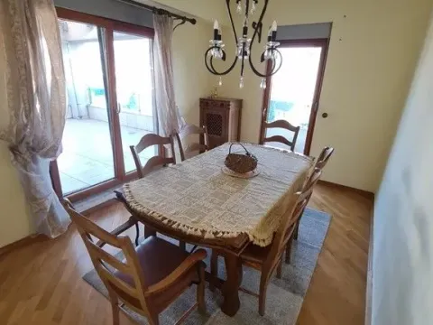 Rent, two bedroom apartment, 80m², Centar, Podgorica - image 11