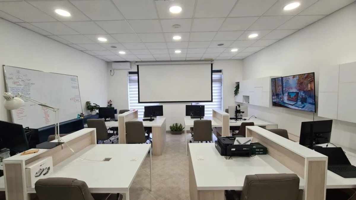 Sale, office space, 98m², Stari Aerodrom, Podgorica