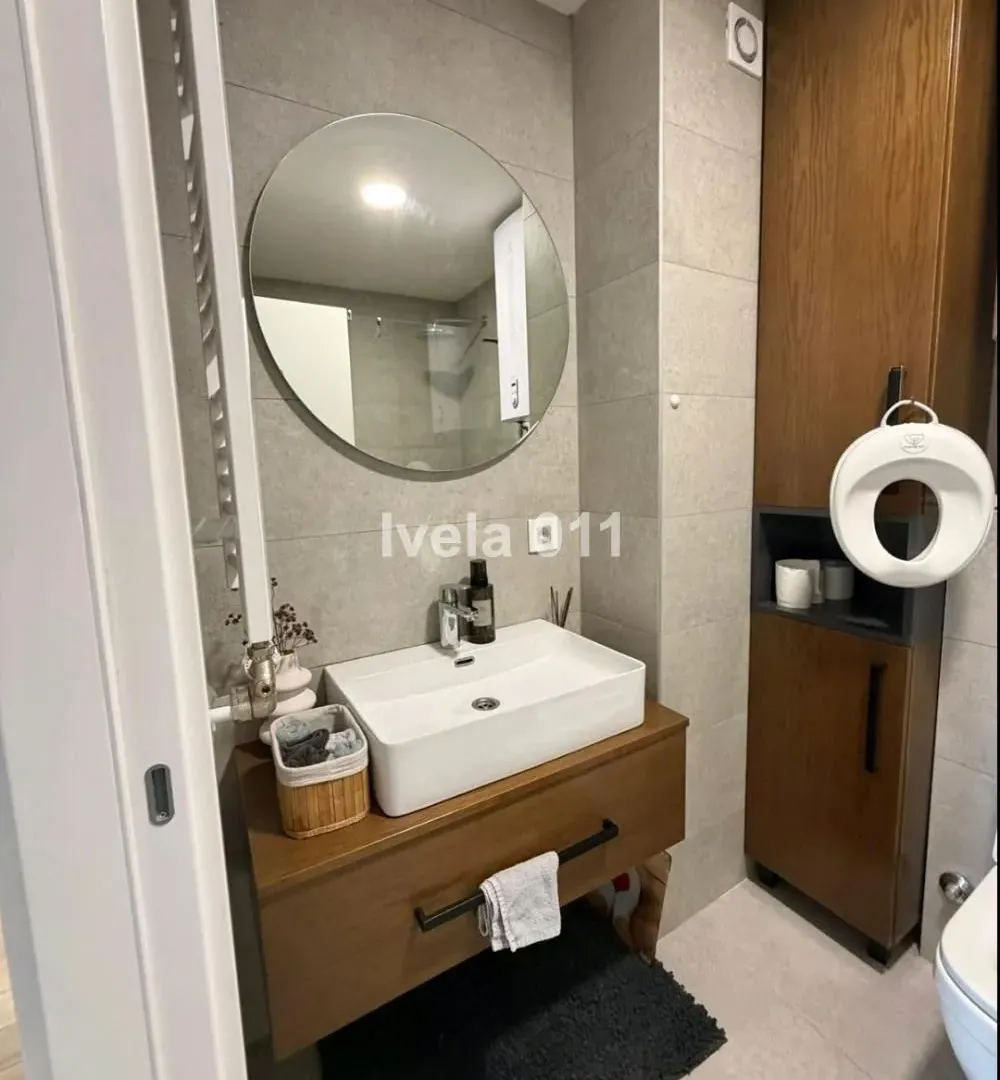 Prodaja, četvorosoban stan, 100m², Novi Beograd Blok 63, Novi Beograd Sve Podlokacije