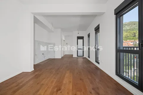 Prodaja, dvosoban stan, 53m², Dumidran, Tivat - image 4