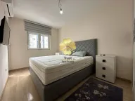 Izdavanje, dvosoban stan, 70m², City Kvart, Podgorica - image 12