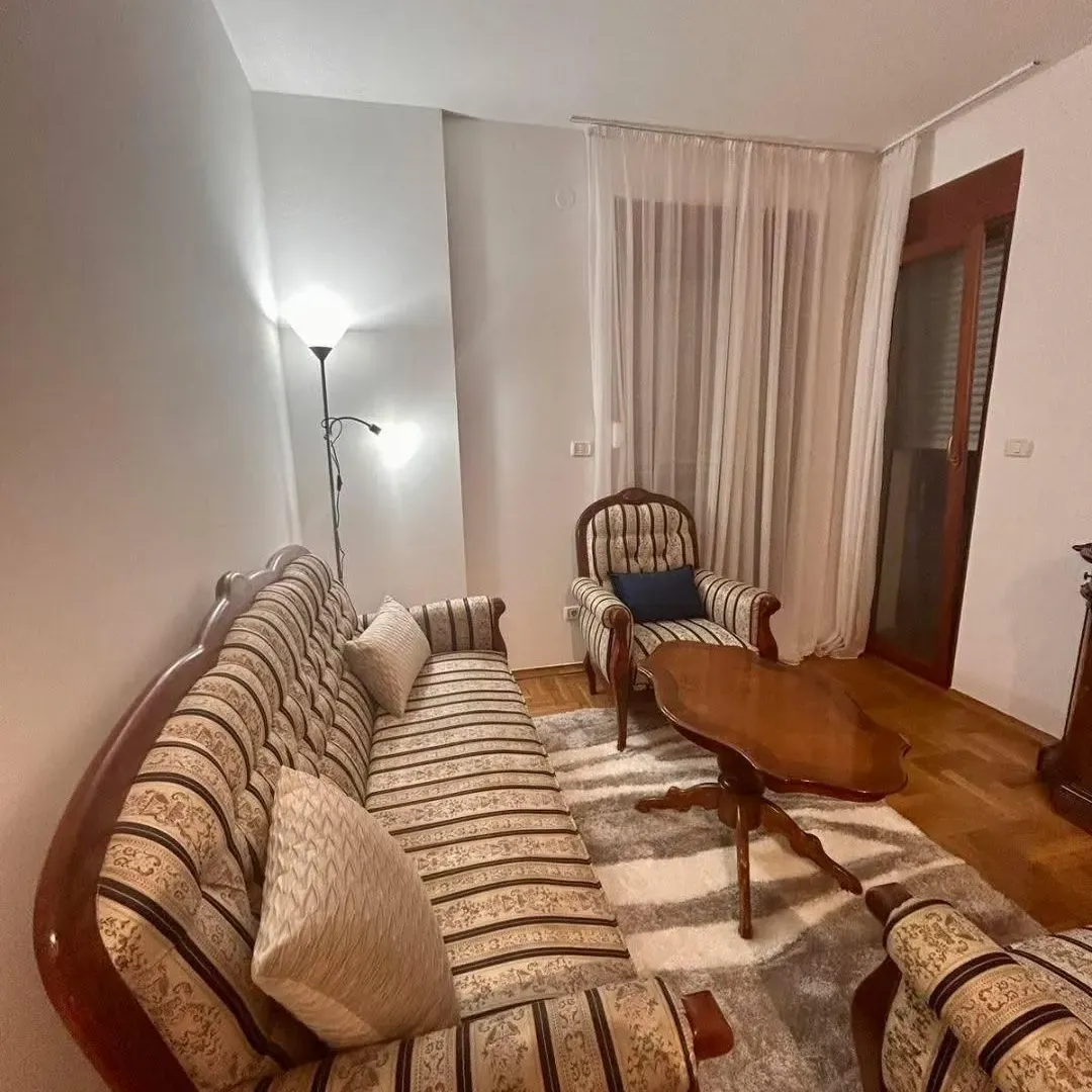 Rent, one bedroom apartment, 40m², Pobrežje, Podgorica