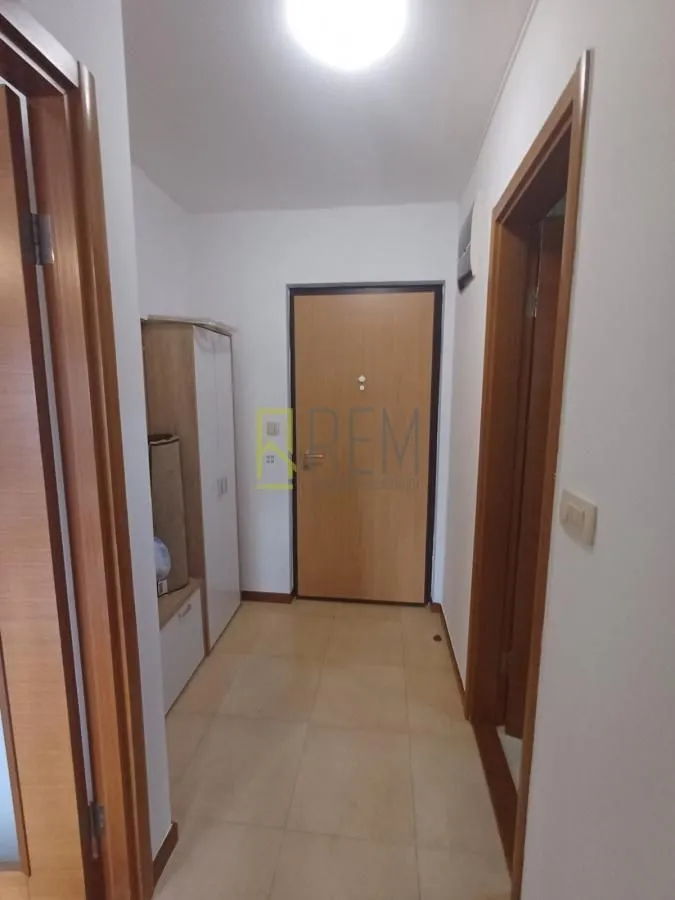 Prodaja, jednosoban stan, 45m², Stari Aerodrom, Podgorica