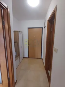 Prodaja, jednosoban stan, 45m², Stari Aerodrom, Podgorica - image 9