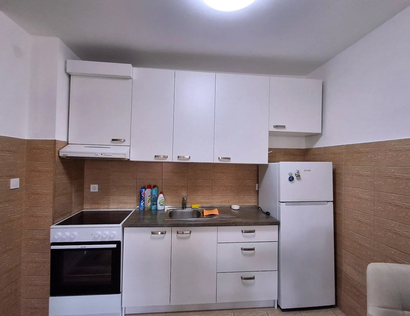 Izdavanje, stan, 40m², Krivi Most, Podgorica