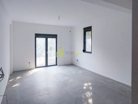 Prodaja, jednosoban stan, 45m², Kostanjica, Kotor - image 5