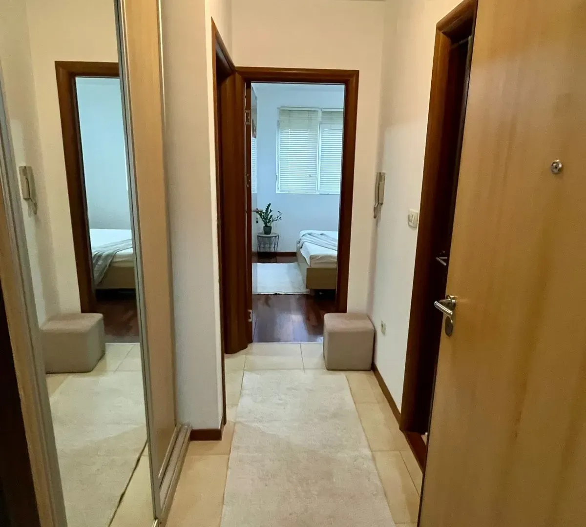 Rent, one bedroom apartment, 44m², Stari Aerodrom, Podgorica
