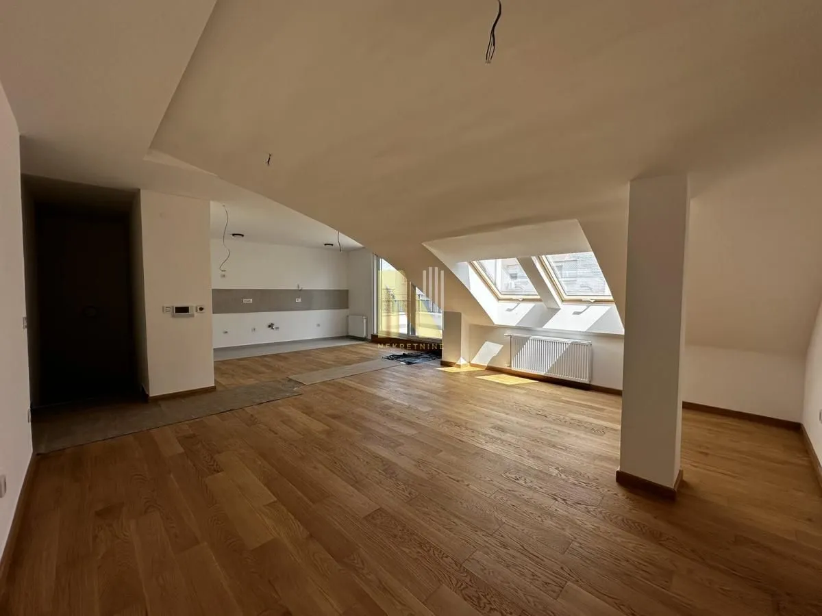 Prodaja, stan, 185m², Grbavica, Novi Sad Sve Podlokacije