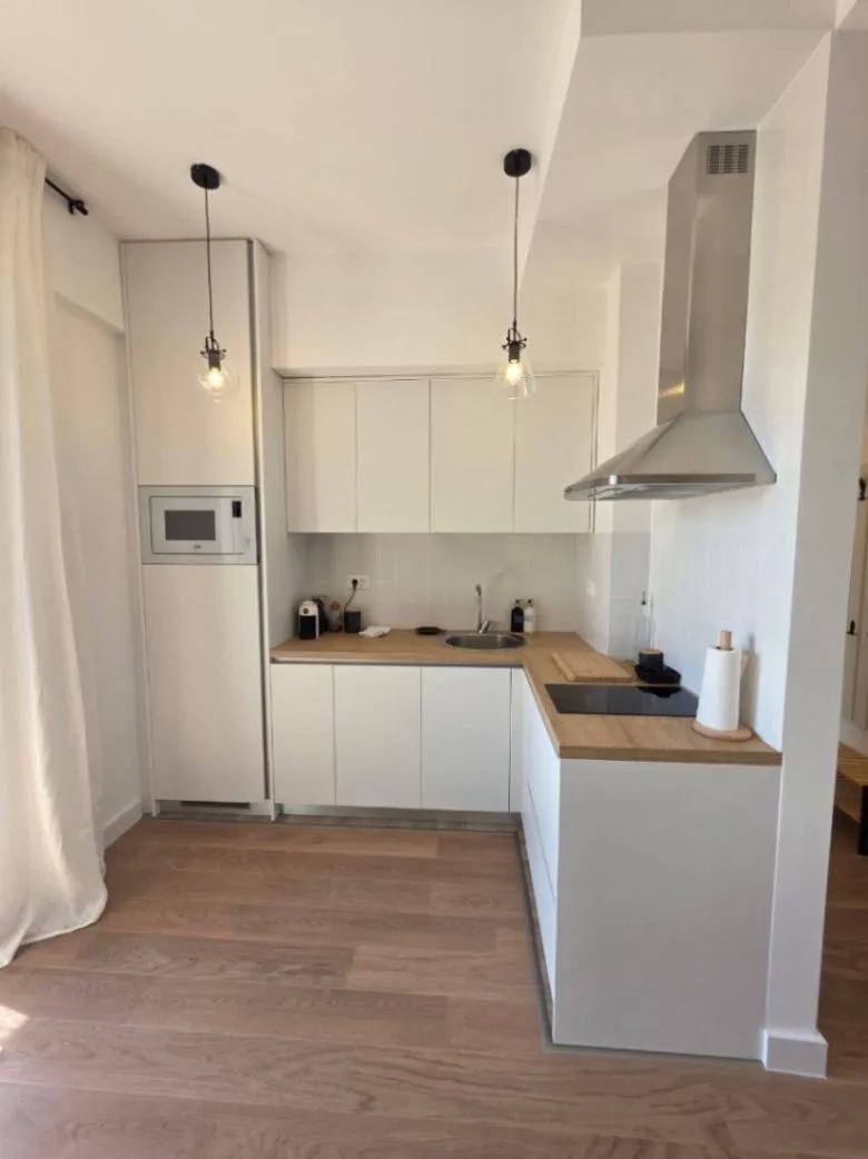 Stan-na-dan, jednosoban stan, 42m², Centar, Budva
