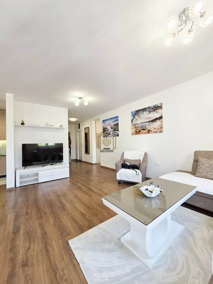 Rent, three bedroom apartment, 100m², City Kvart, Podgorica