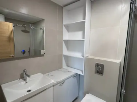 Izdavanje, dvosoban stan, 60m², City Kvart, Podgorica - image 9