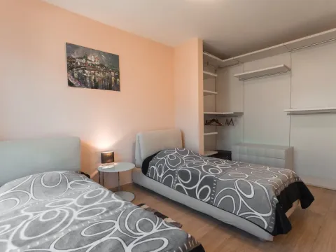 Sale, apartment, 381m², Ljuta, Kotor - image 8